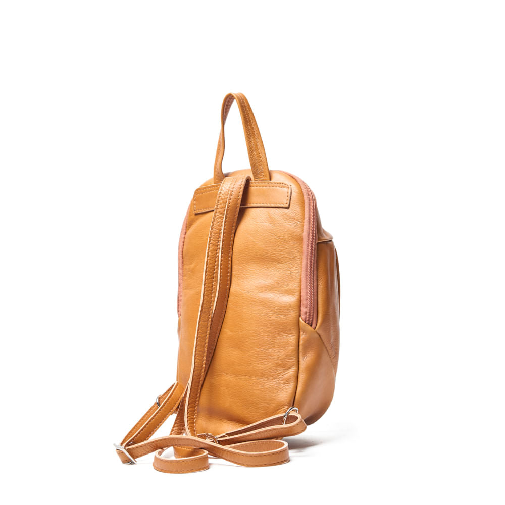 JAQUELYN MOCHILA DE CUERO