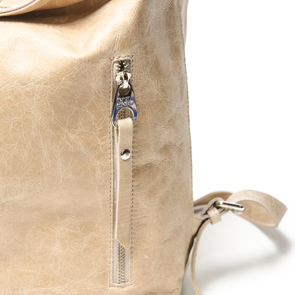 LILEN MOCHILA GRANDE DE CUERO