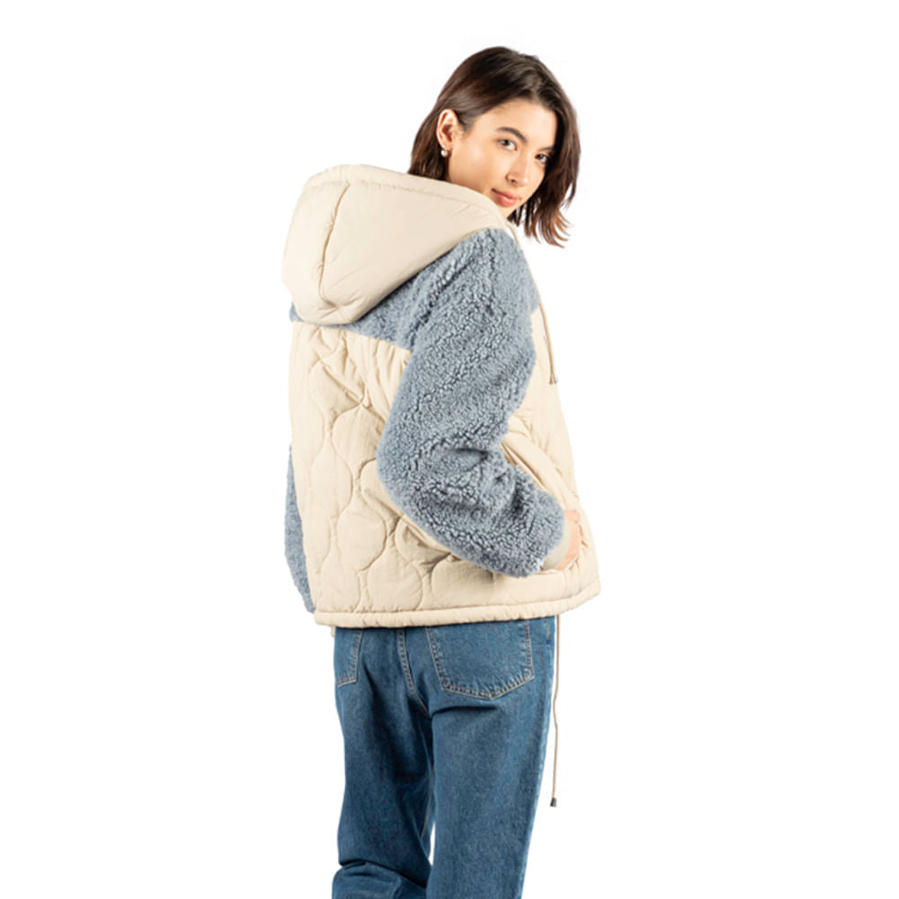 NAIROBI CAMPERA