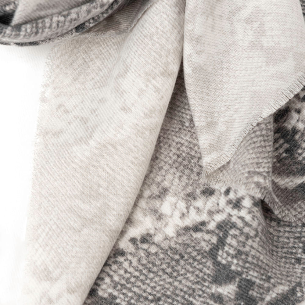 SNAKE PASHMINAS