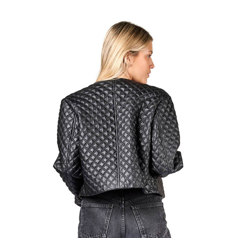 CAROL CAMPERA