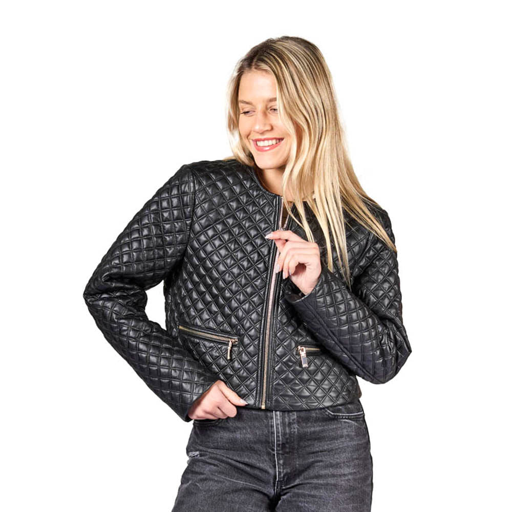 CAROL CAMPERA