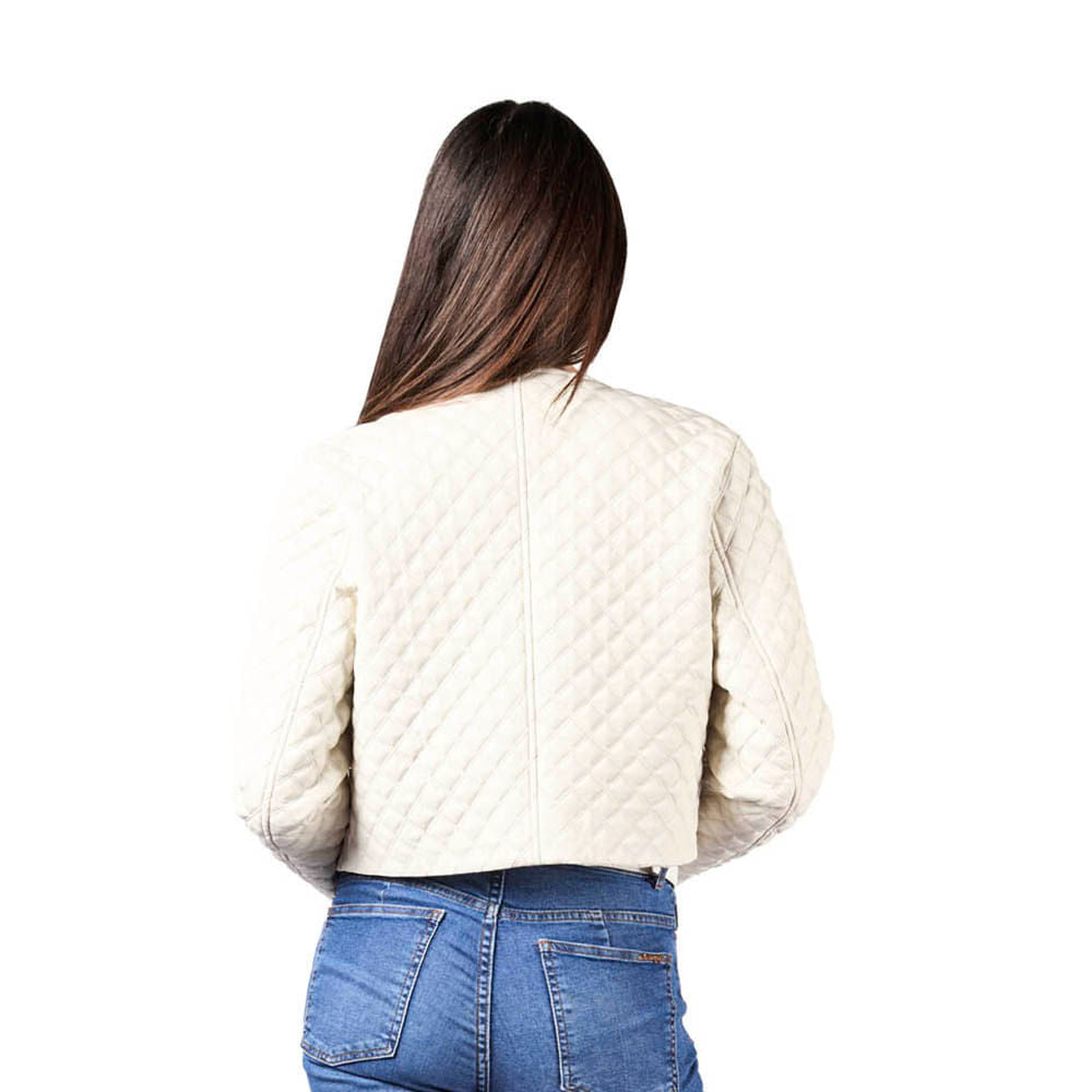 CAROL CAMPERA