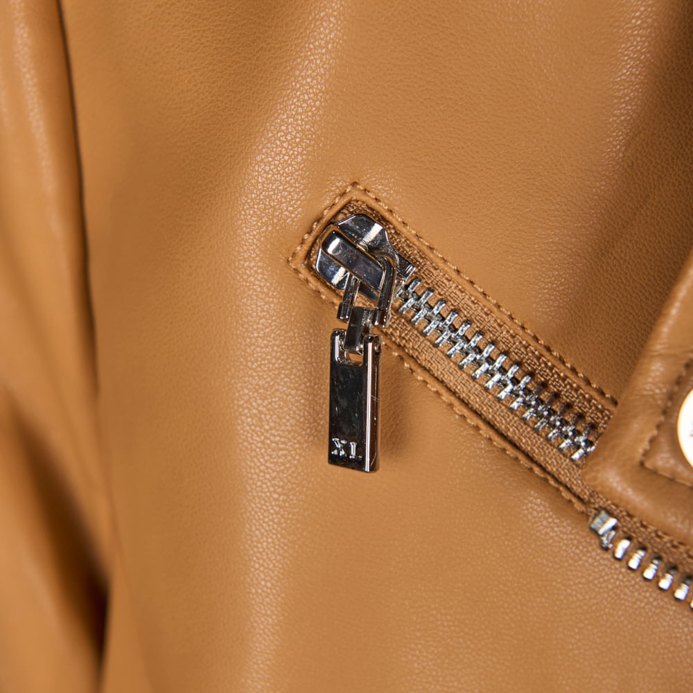 WELLS CAMPERA