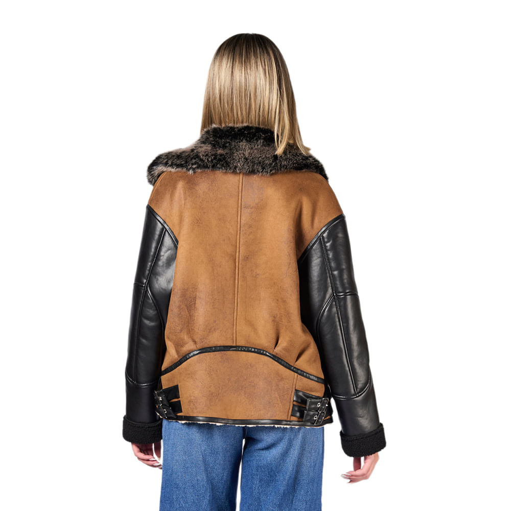 DELHI CAMPERA