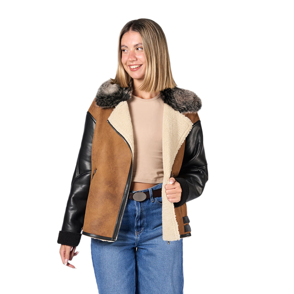 DELHI CAMPERA